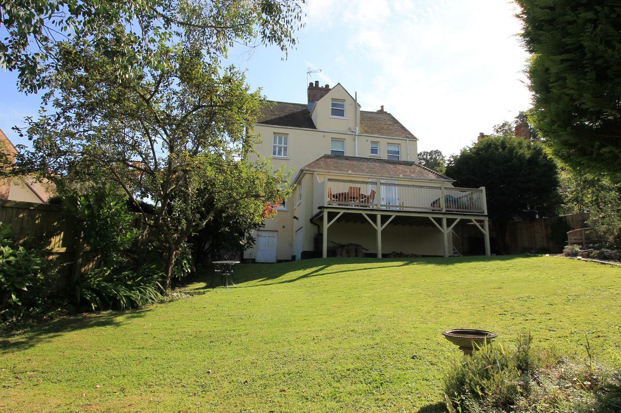 Lewesdon B&B Lyme Regis Bagian luar foto